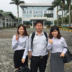 Clientes visitan en Indonesia (Adidas, Nike y New Balance)-abril. 2016
